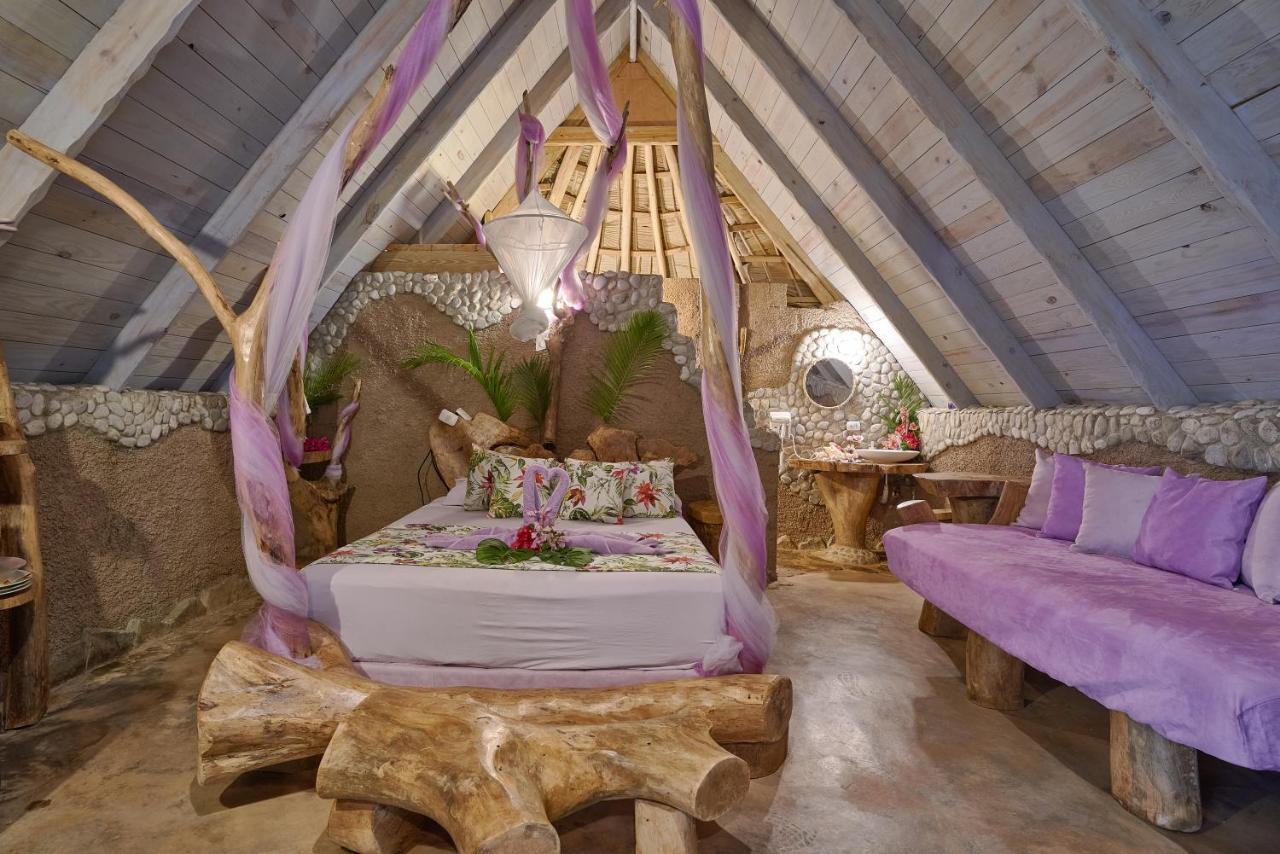 Chalet Tropical Hotel & Restaurant-Pizzeria Las Galeras Bagian luar foto