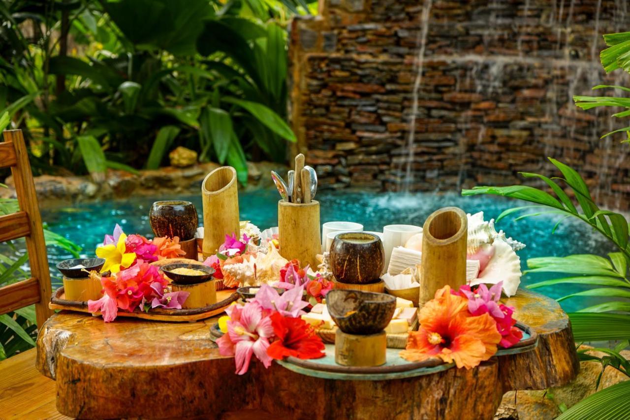 Chalet Tropical Hotel & Restaurant-Pizzeria Las Galeras Bagian luar foto