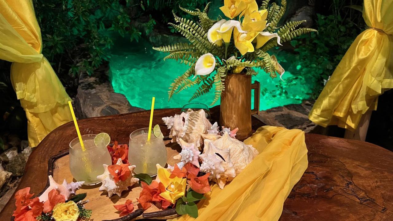 Chalet Tropical Hotel & Restaurant-Pizzeria Las Galeras Bagian luar foto