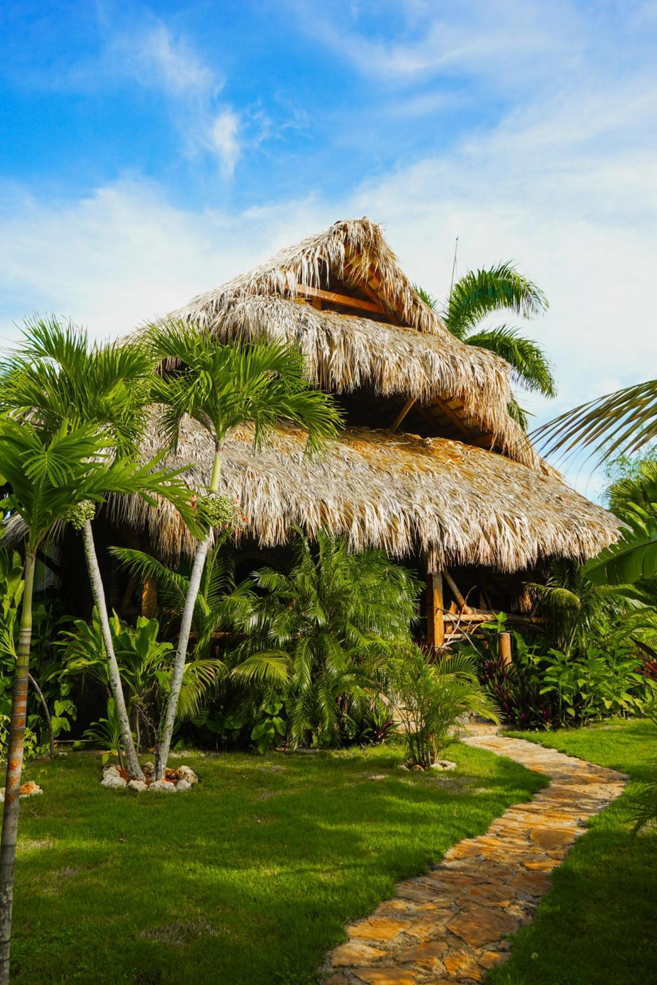Chalet Tropical Hotel & Restaurant-Pizzeria Las Galeras Bagian luar foto