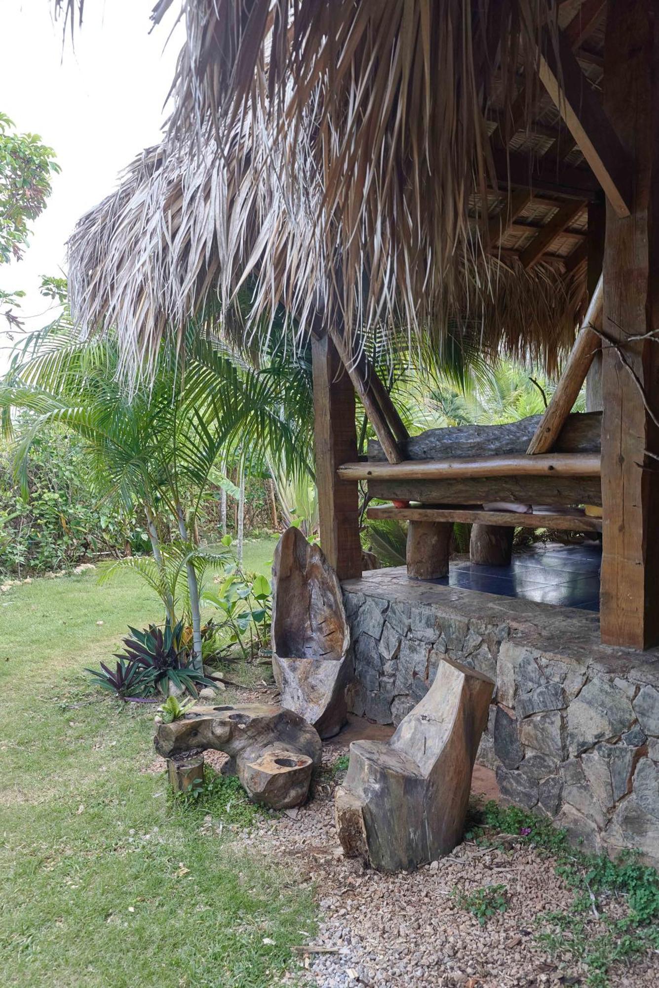 Chalet Tropical Hotel & Restaurant-Pizzeria Las Galeras Bagian luar foto