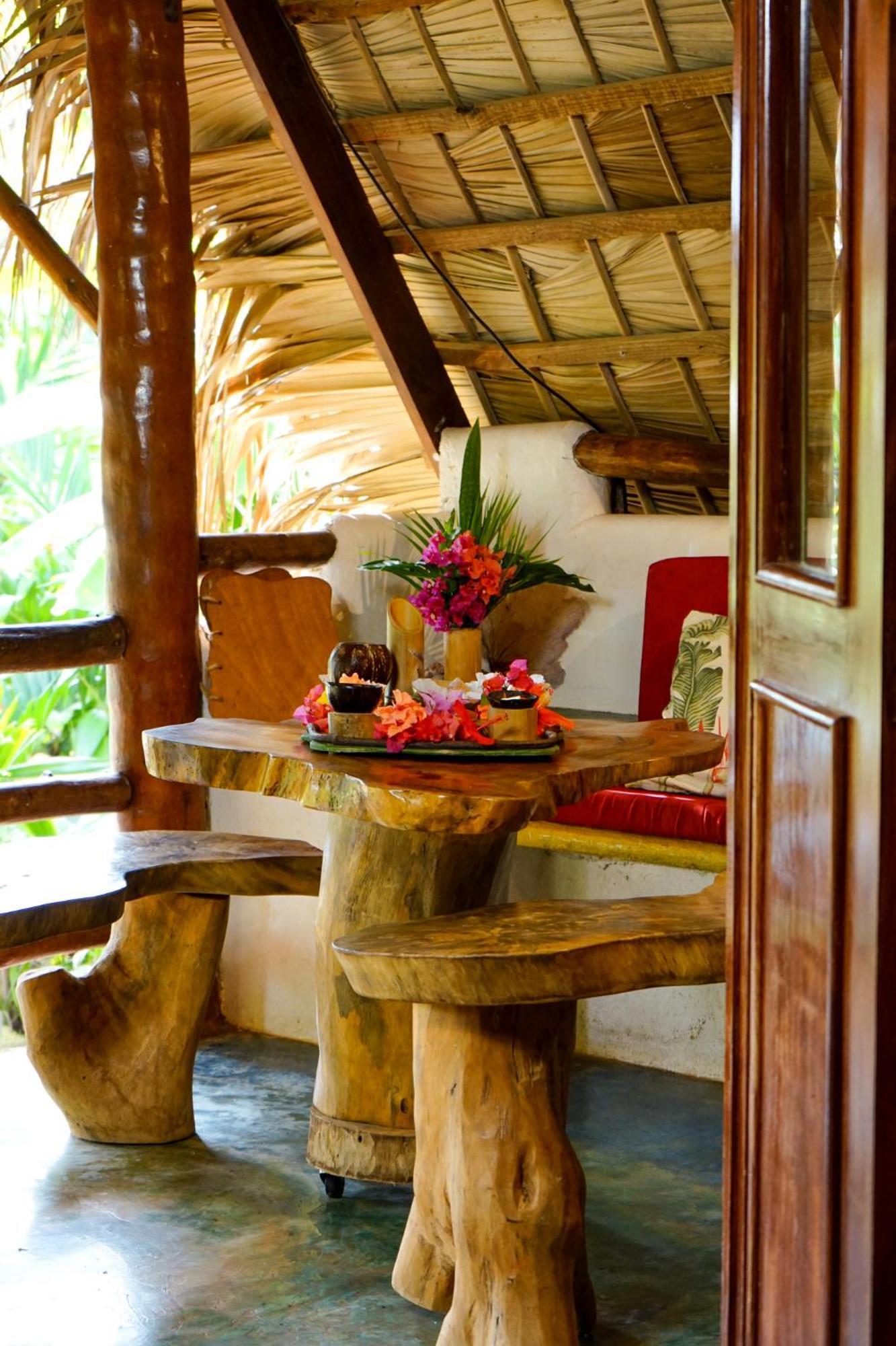 Chalet Tropical Hotel & Restaurant-Pizzeria Las Galeras Bagian luar foto