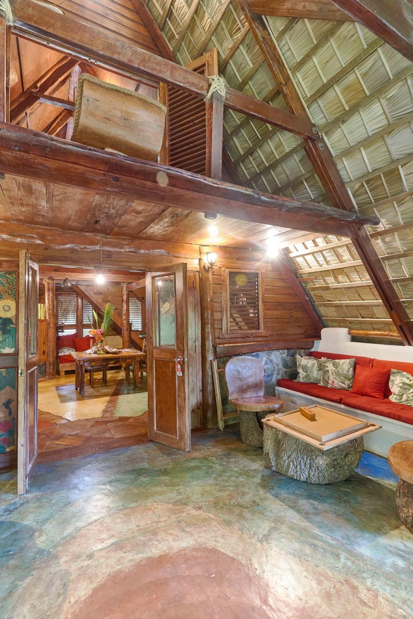 Chalet Tropical Hotel & Restaurant-Pizzeria Las Galeras Bagian luar foto